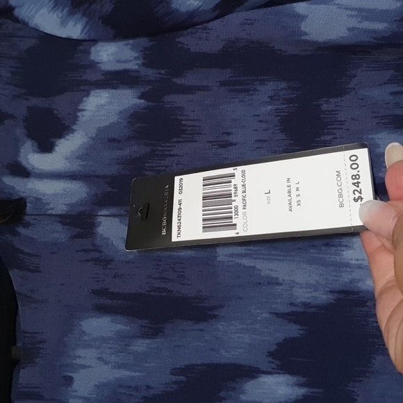 BCBG MaxAzria Dress Blouse - new - Picture 4 of 5